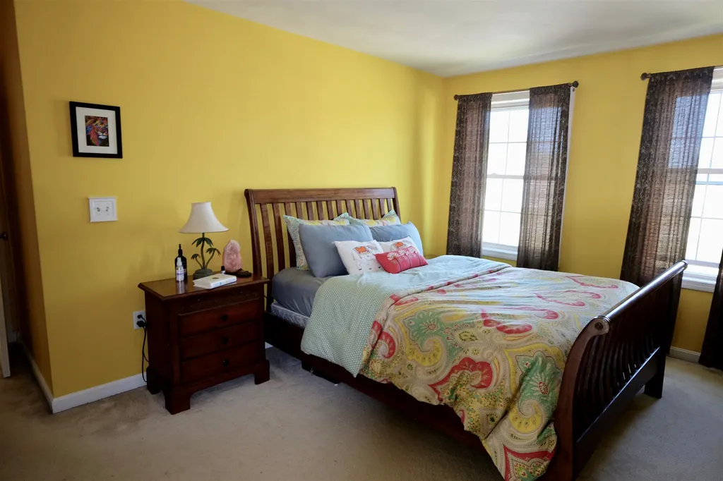 35 Amy Way Concord NH 03303