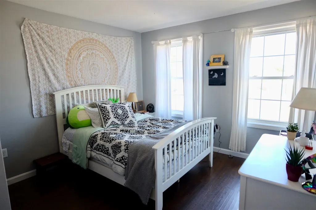 35 Amy Way Concord NH 03303
