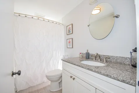 553 Silver Street Rollinsford NH 03869
