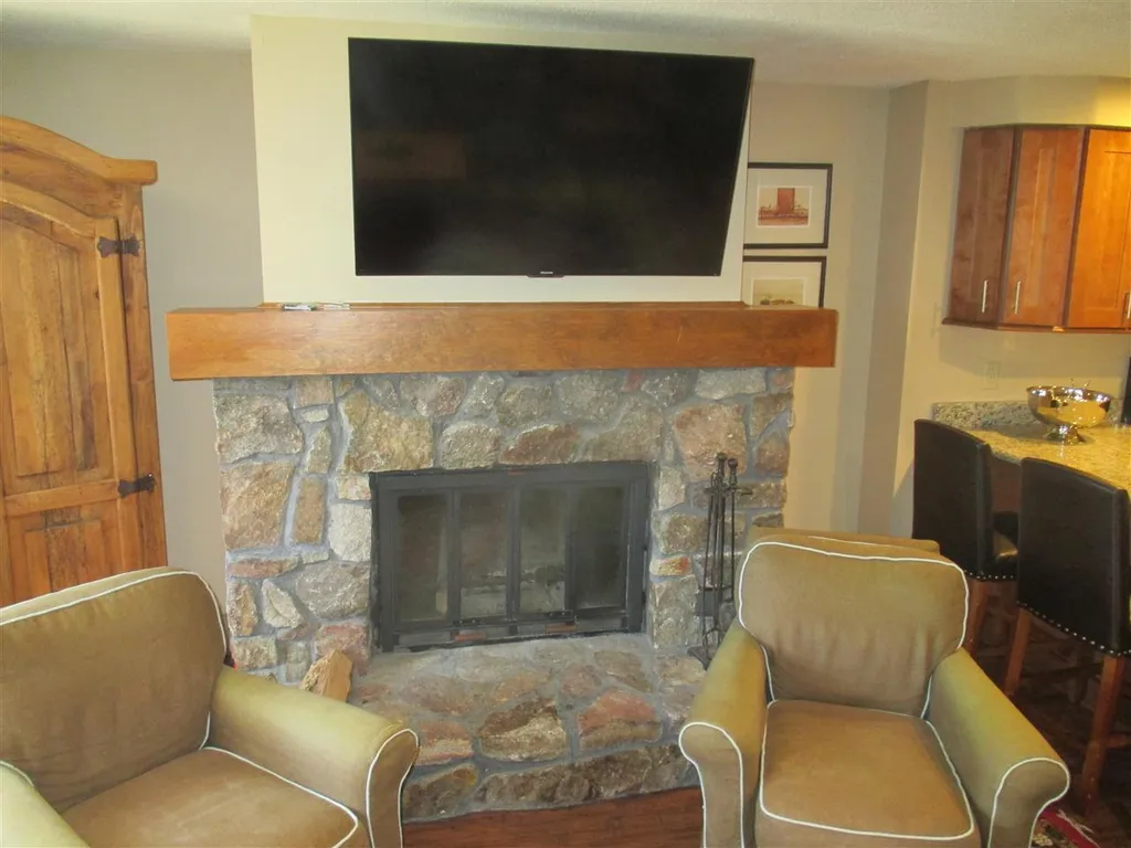 6 High Point Drive Stratton VT 05360