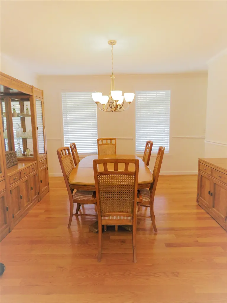 12 Sarah Way Newton NH 03858