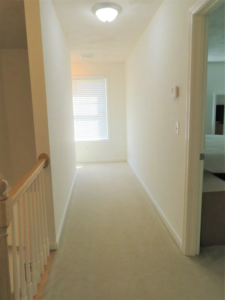 12 Sarah Way Newton NH 03858