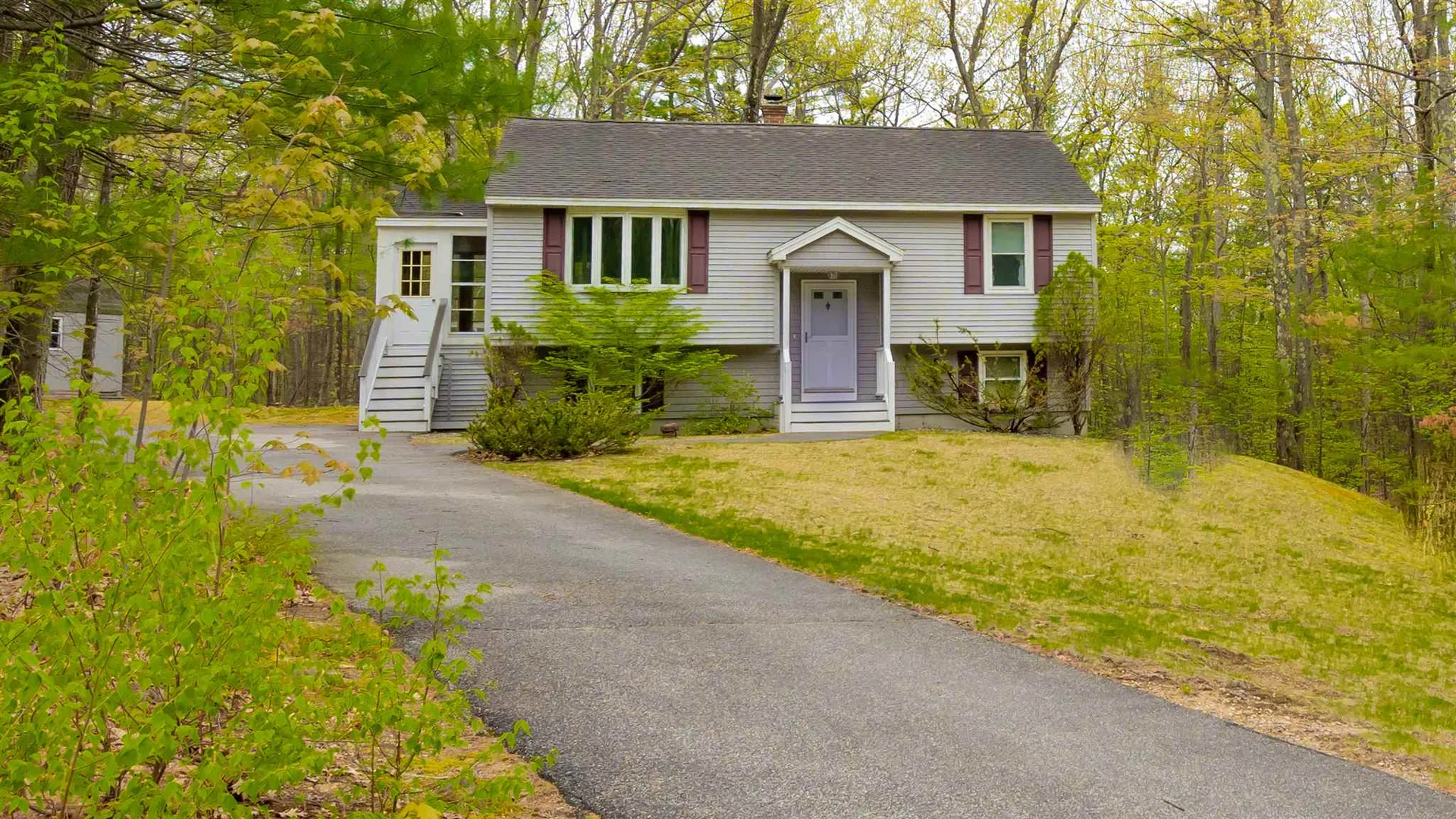 5 Almeda Lane Hooksett NH 03106