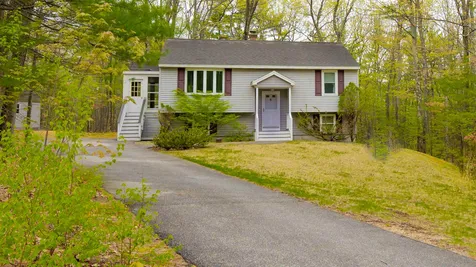 5 Almeda Lane Hooksett NH 03106
