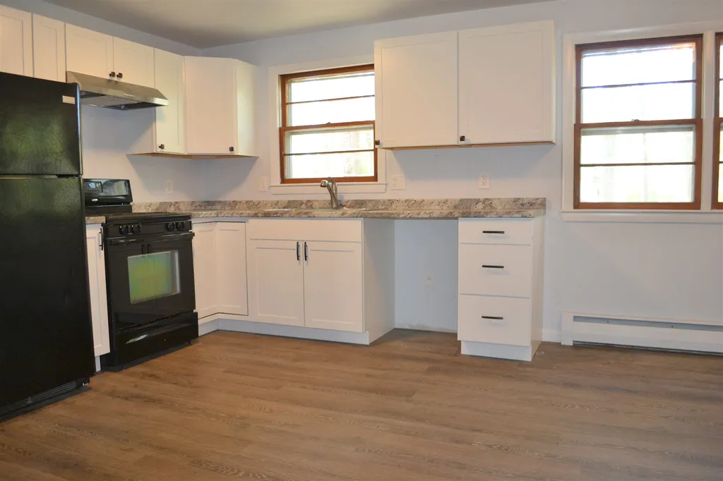 10 Lamson Drive Merrimack NH 03054