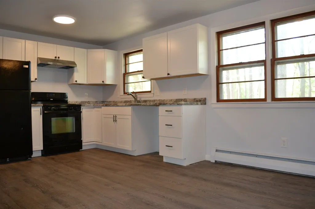 10 Lamson Drive Merrimack NH 03054