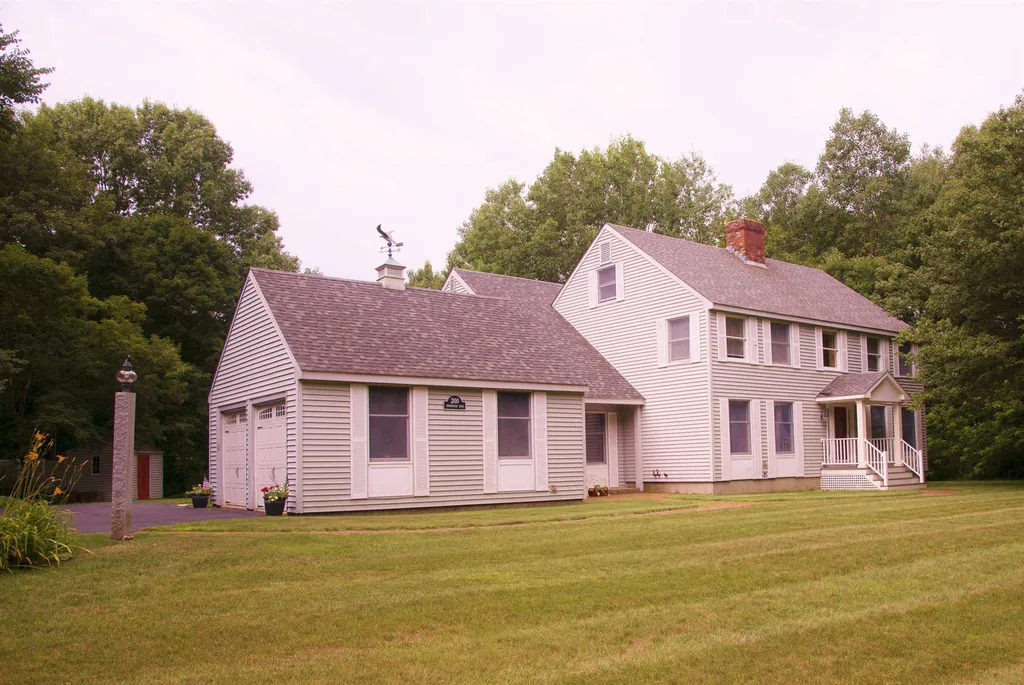 200 Drinkwater Road Hampton Falls NH 03844
