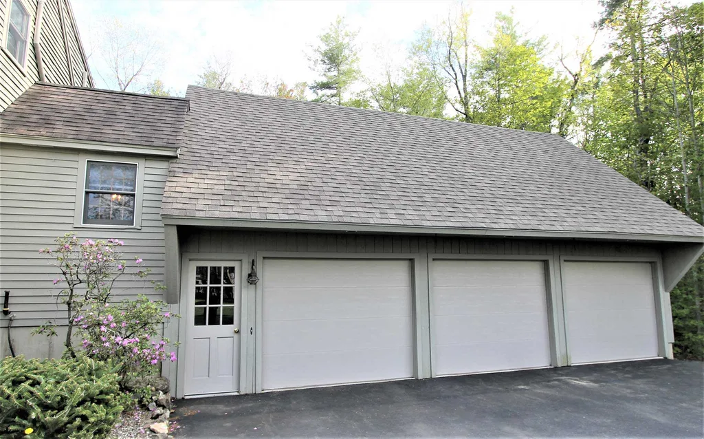 88 North Road Kingston NH 03848