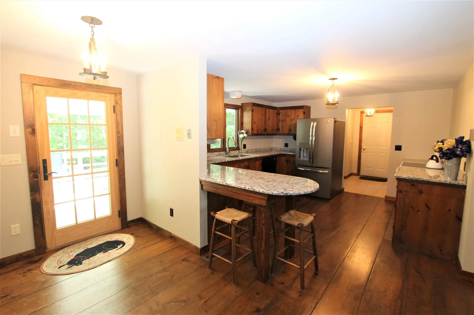 88 North Road Kingston NH 03848