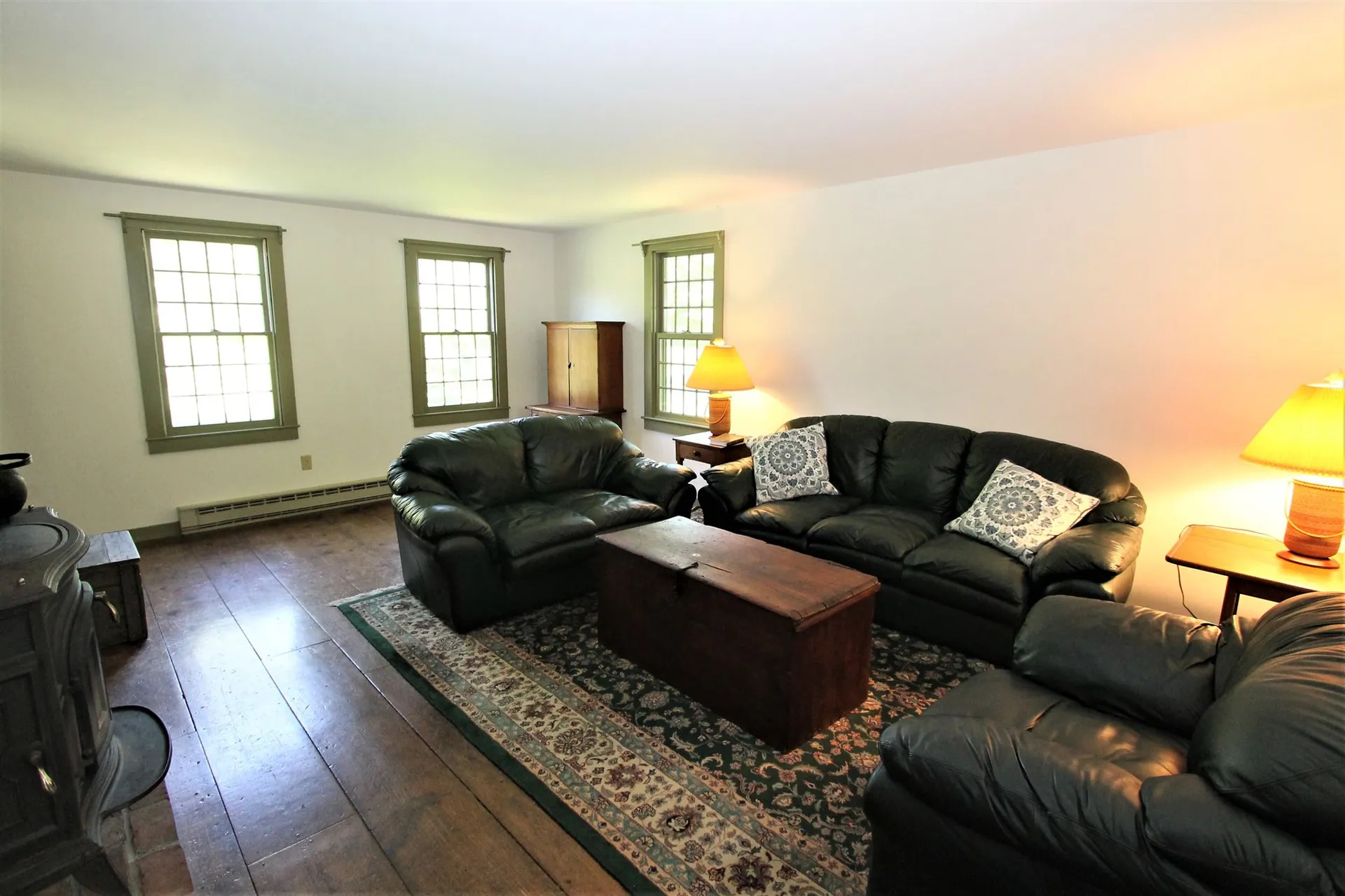88 North Road Kingston NH 03848