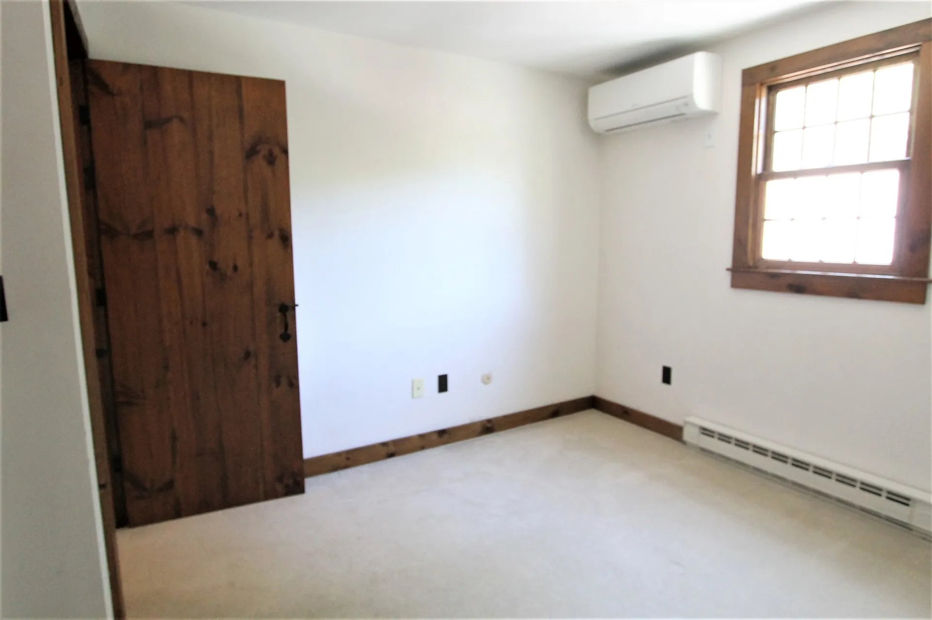88 North Road Kingston NH 03848