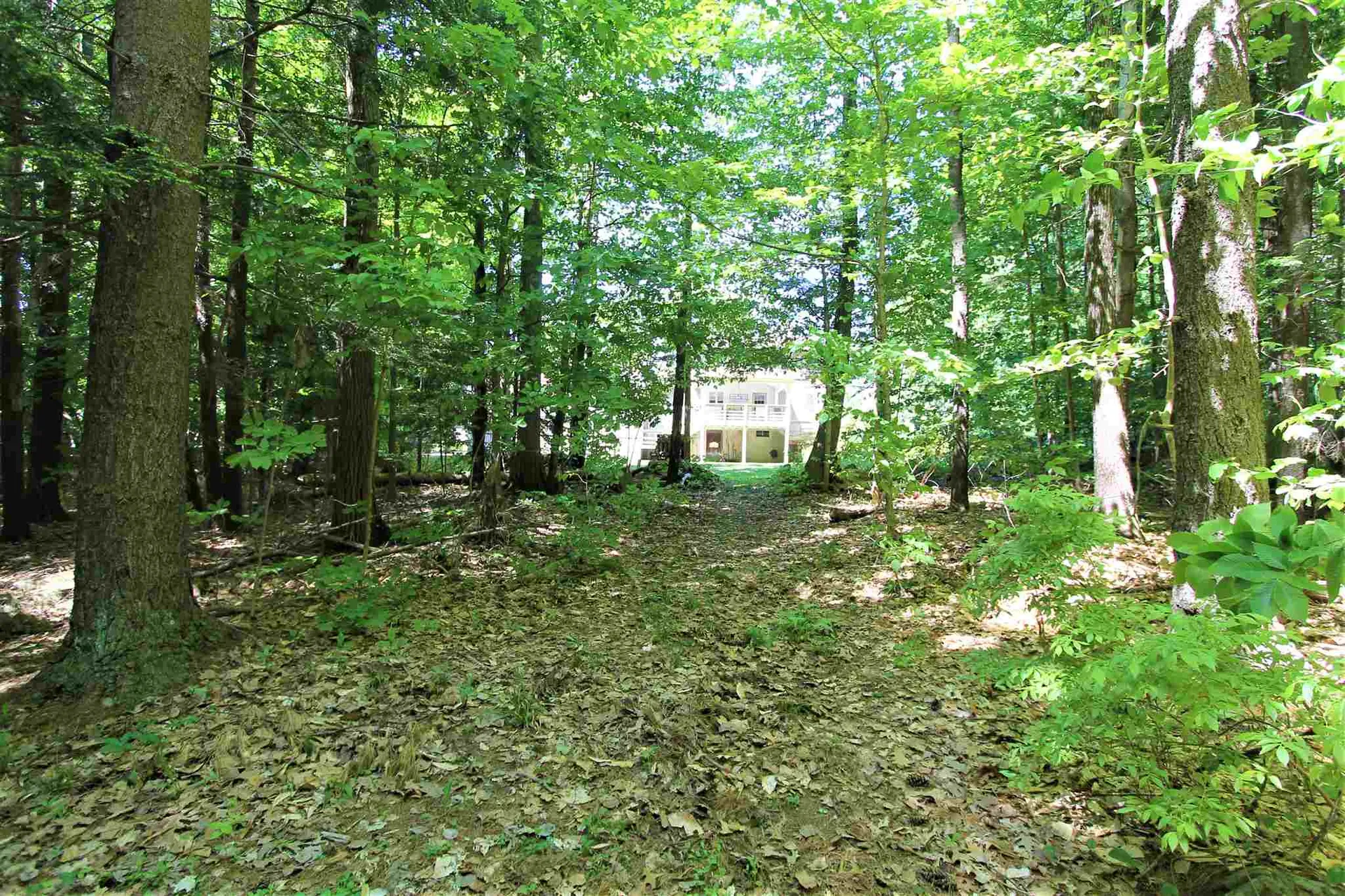 88 North Road Kingston NH 03848