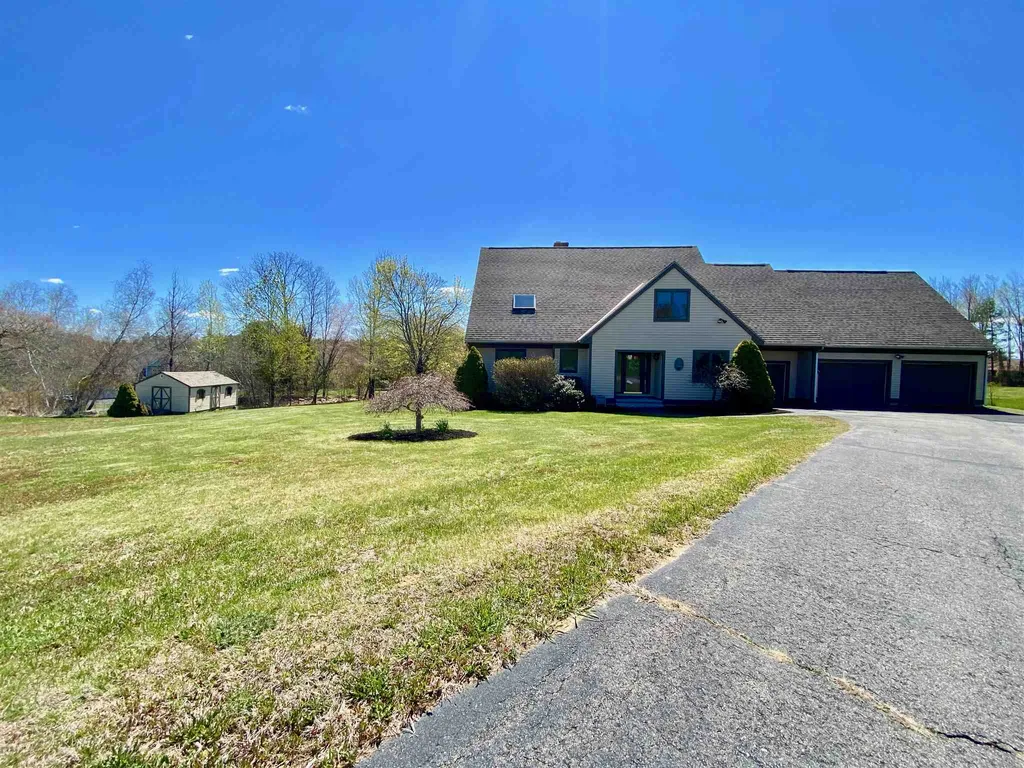 75 Clover Lane Laconia NH 03246