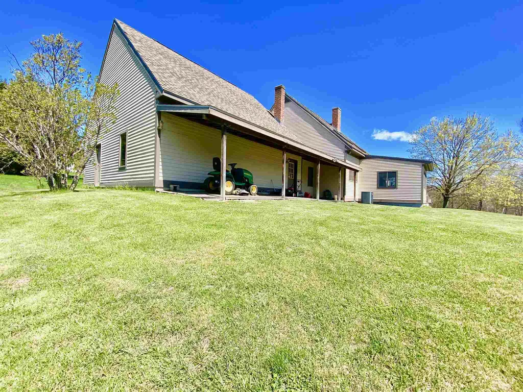 75 Clover Lane Laconia NH 03246