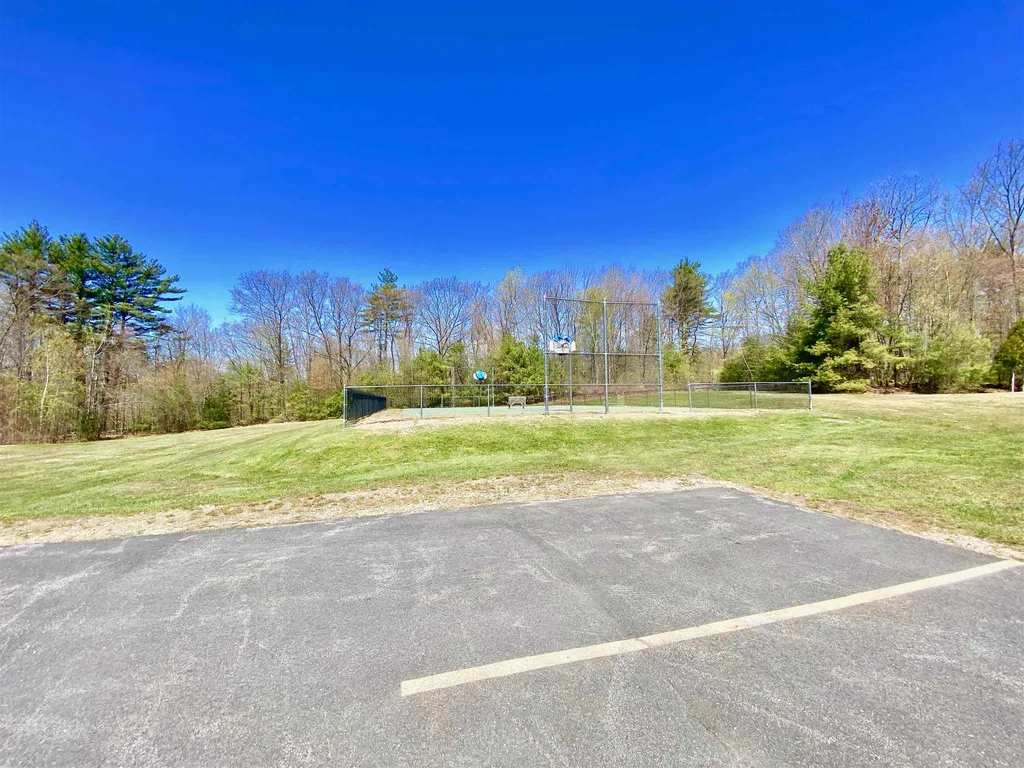75 Clover Lane Laconia NH 03246