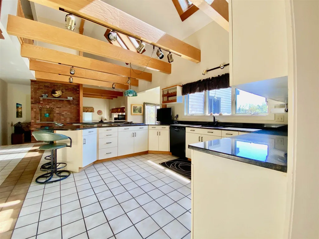 75 Clover Lane Laconia NH 03246