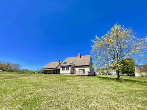 75 Clover Lane Laconia NH 03246