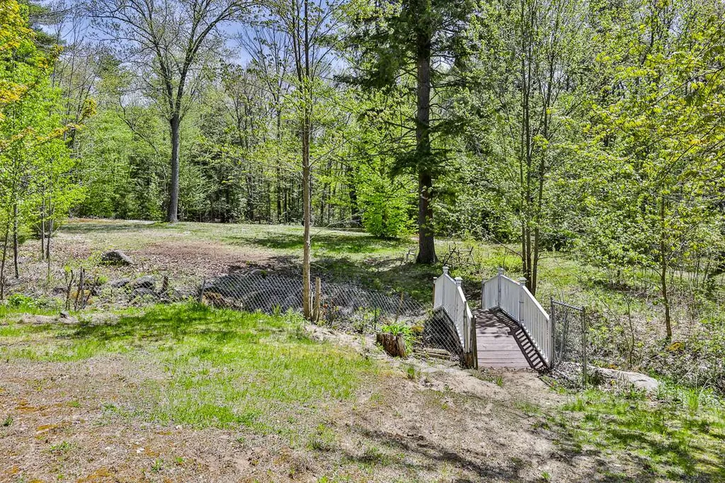 56 Palmer Road Candia NH 03034