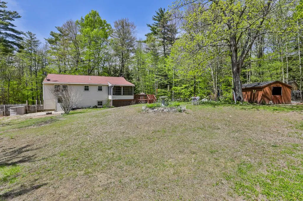 56 Palmer Road Candia NH 03034