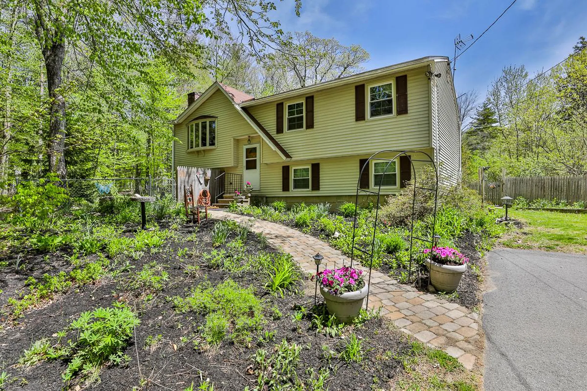 56 Palmer Road Candia NH 03034