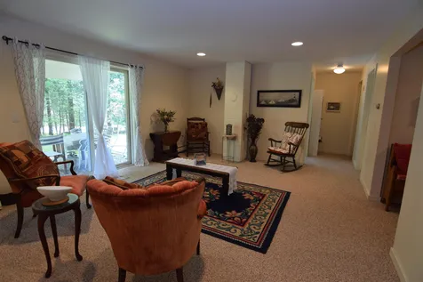 24 Clover Lane New London NH 03257