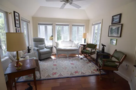 24 Clover Lane New London NH 03257