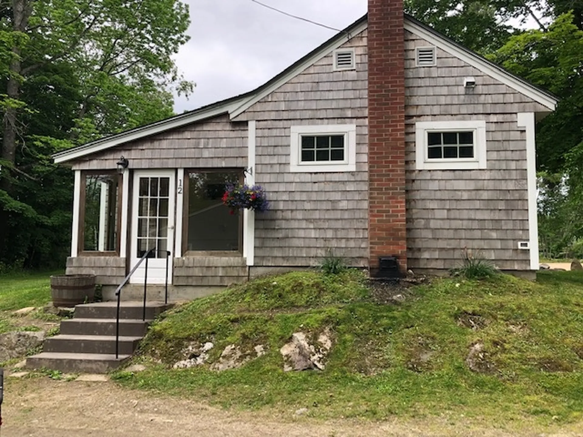 12 Cross Road Goshen NH 03752