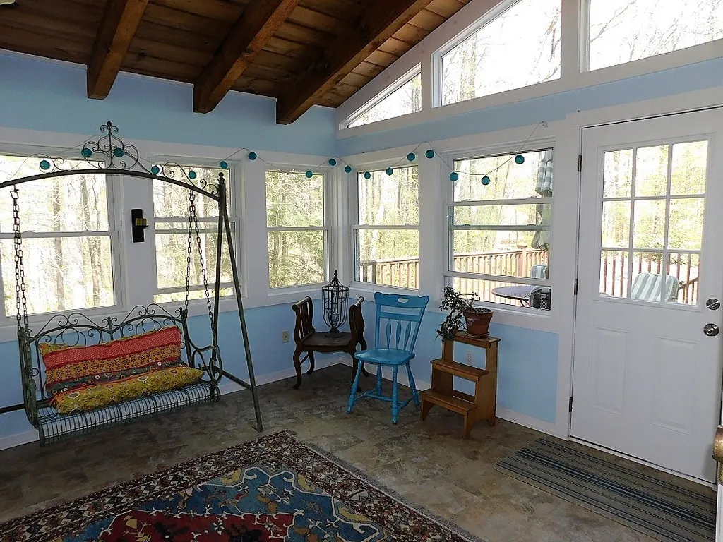 10 Thornton Lane Lee NH 03861