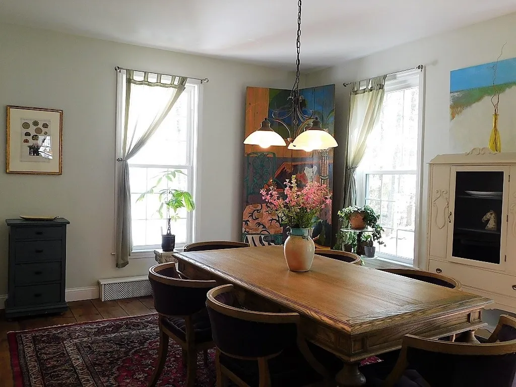 10 Thornton Lane Lee NH 03861
