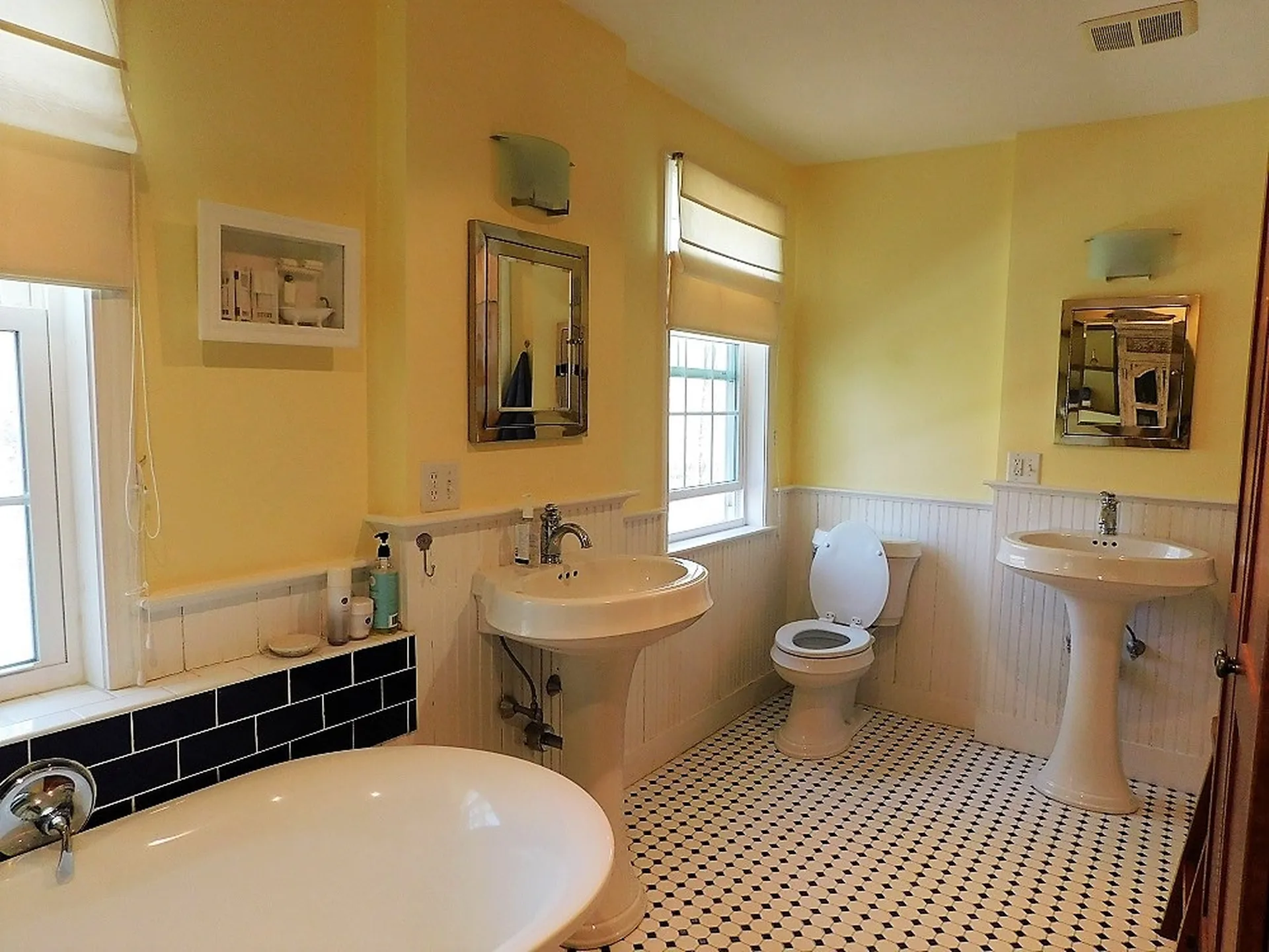 10 Thornton Lane Lee NH 03861
