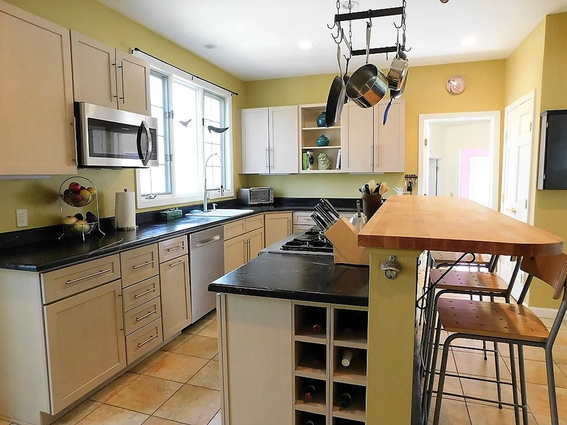 10 Thornton Lane Lee NH 03861