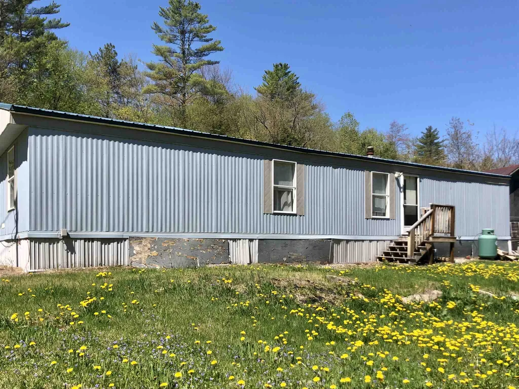 121 Mayhew Turnpike Plymouth NH 03264