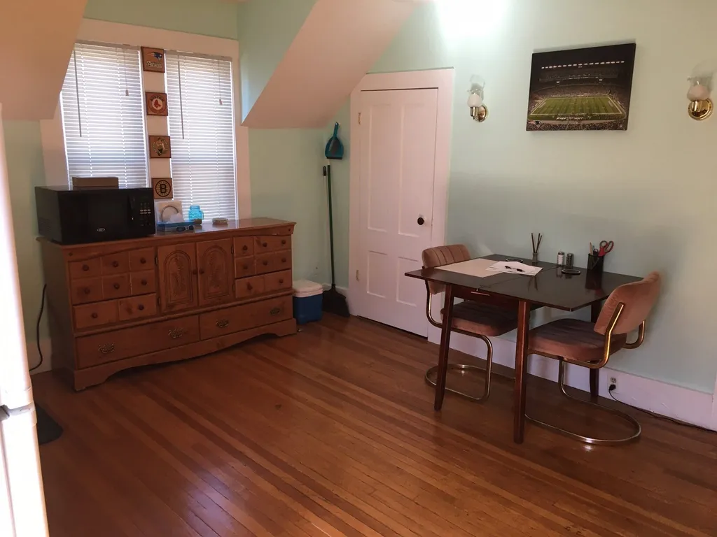 7 Allds Street Nashua NH 03060