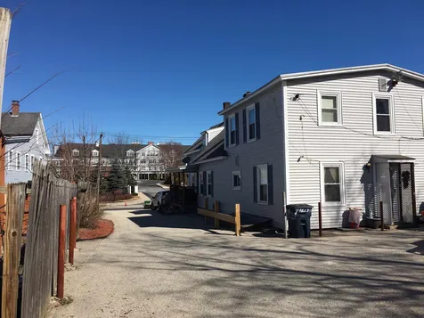 7 Allds Street Nashua NH 03060