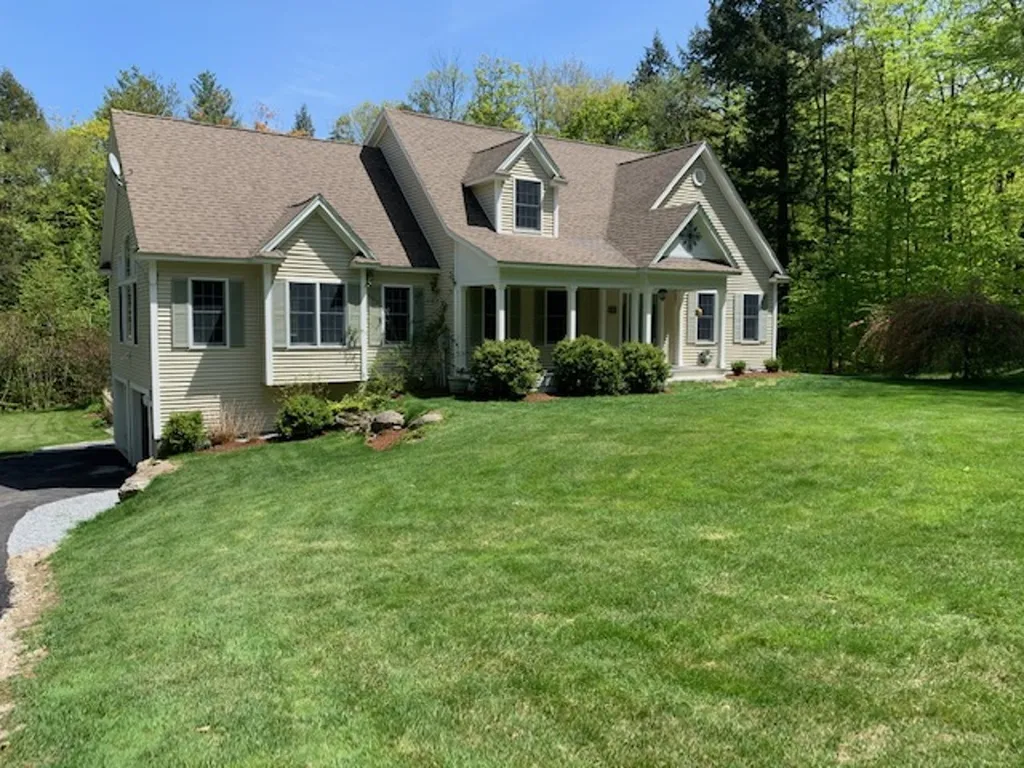 476 Concord Stage Road Weare NH 03281