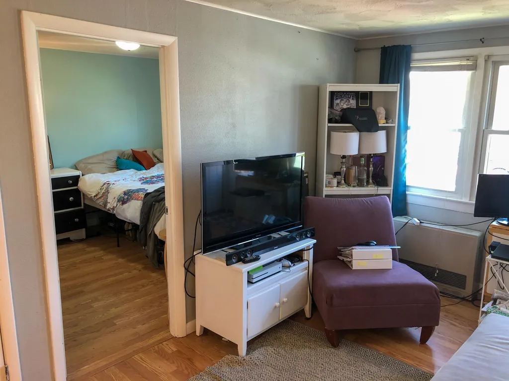 14 Gill Street Hampton NH 03842
