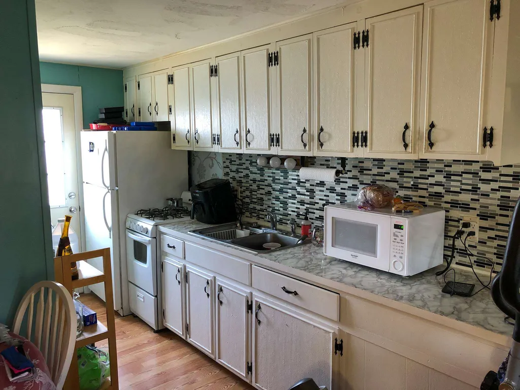 14 Gill Street Hampton NH 03842