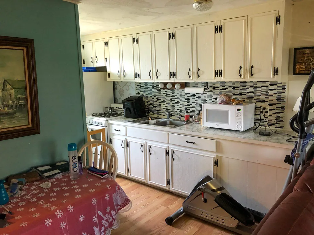 14 Gill Street Hampton NH 03842