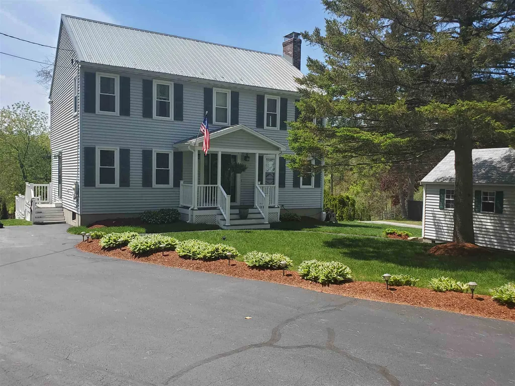 3 Hall Avenue Derry NH 03038