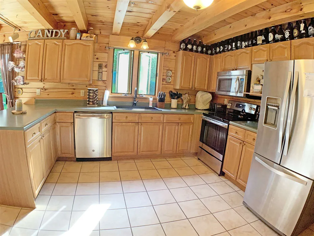 51 Jacobs Run Sheldon VT 05483