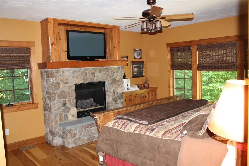172 South Peak Road Lincoln NH 03251