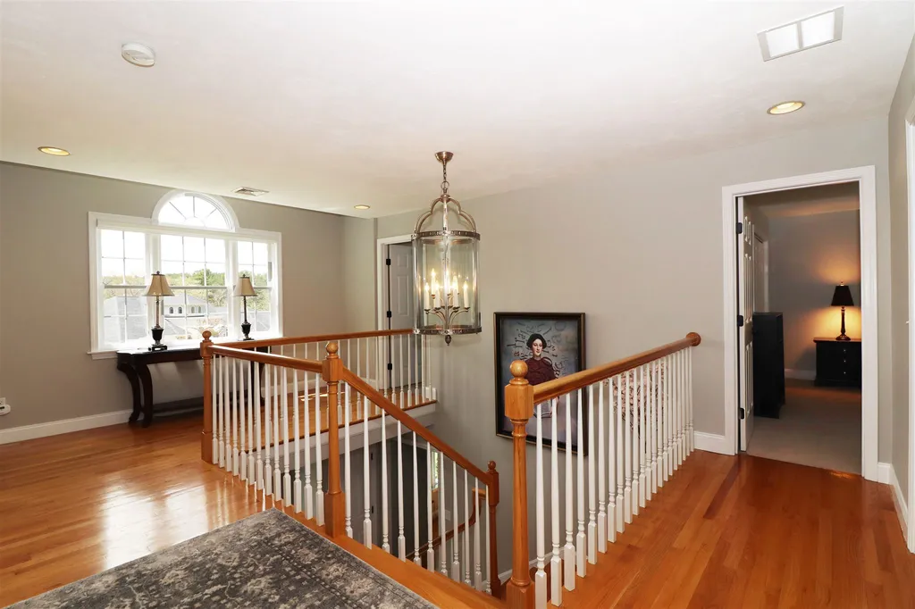 18 Sheffield Street Windham NH 03087