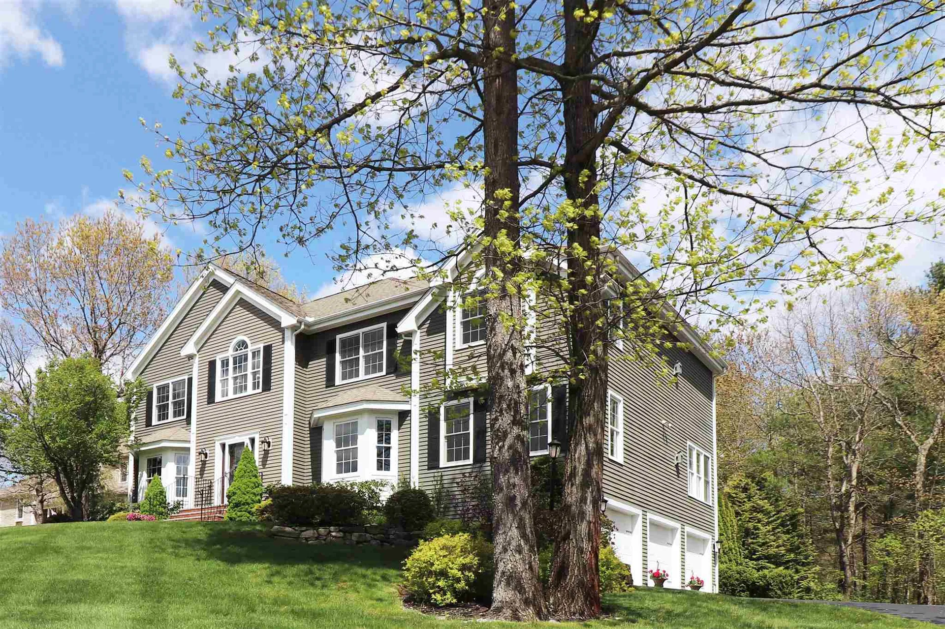 18 Sheffield Street Windham NH 03087