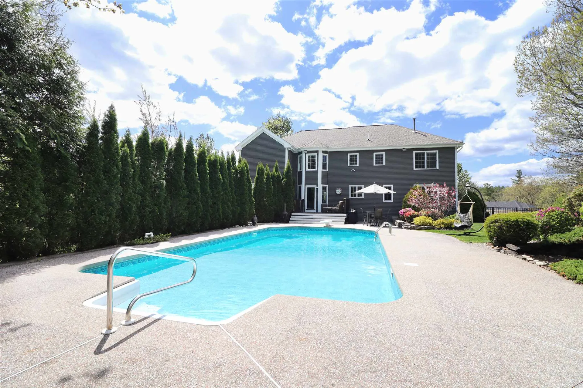 18 Sheffield Street Windham NH 03087