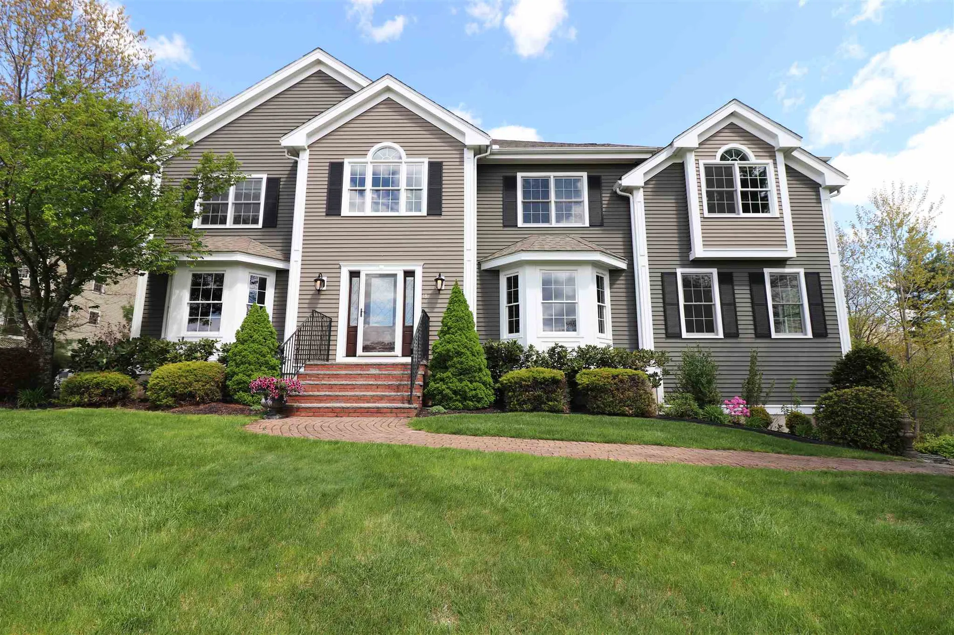 18 Sheffield Street Windham NH 03087