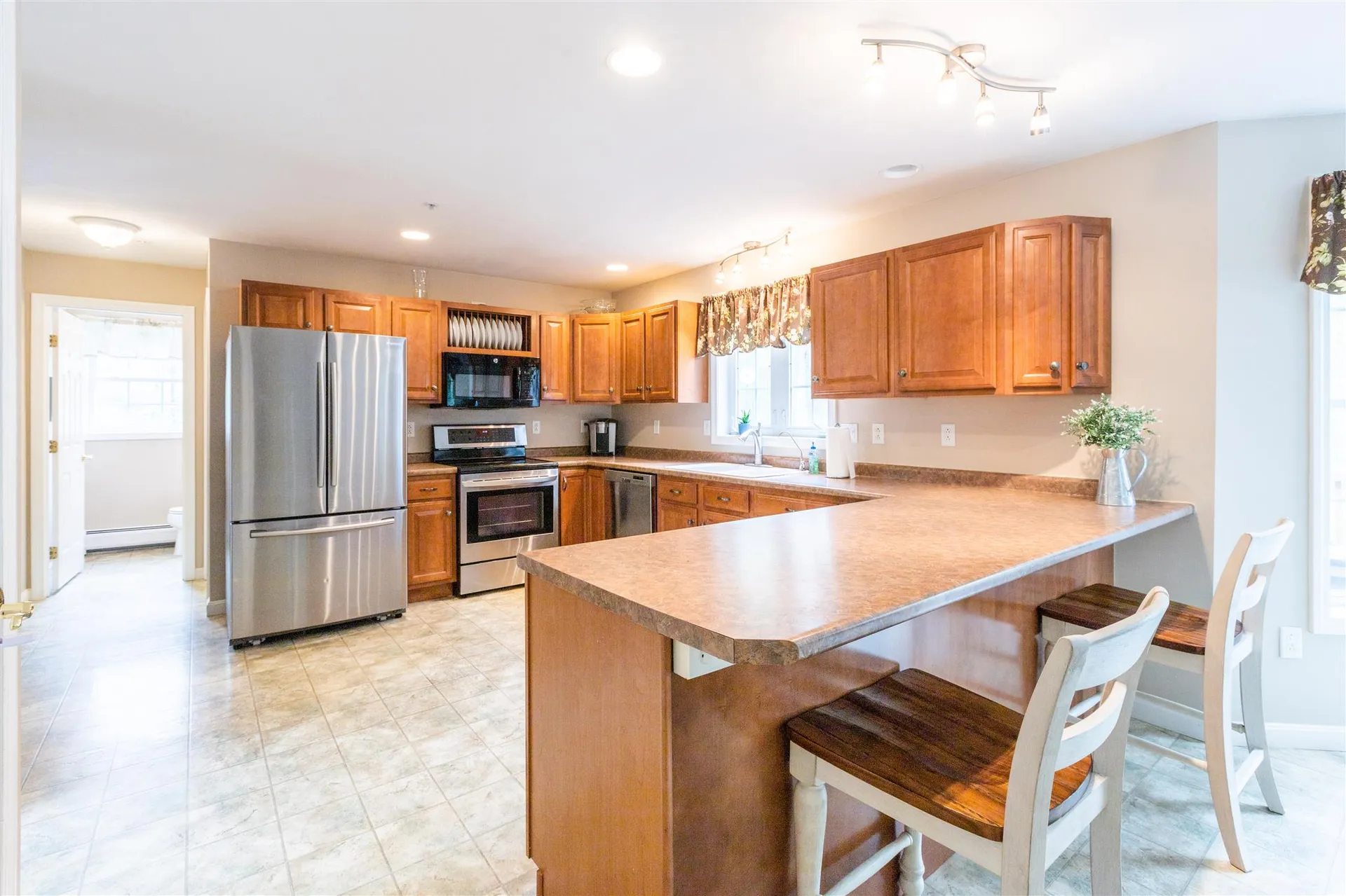 16 Hills Road Hooksett NH 03106