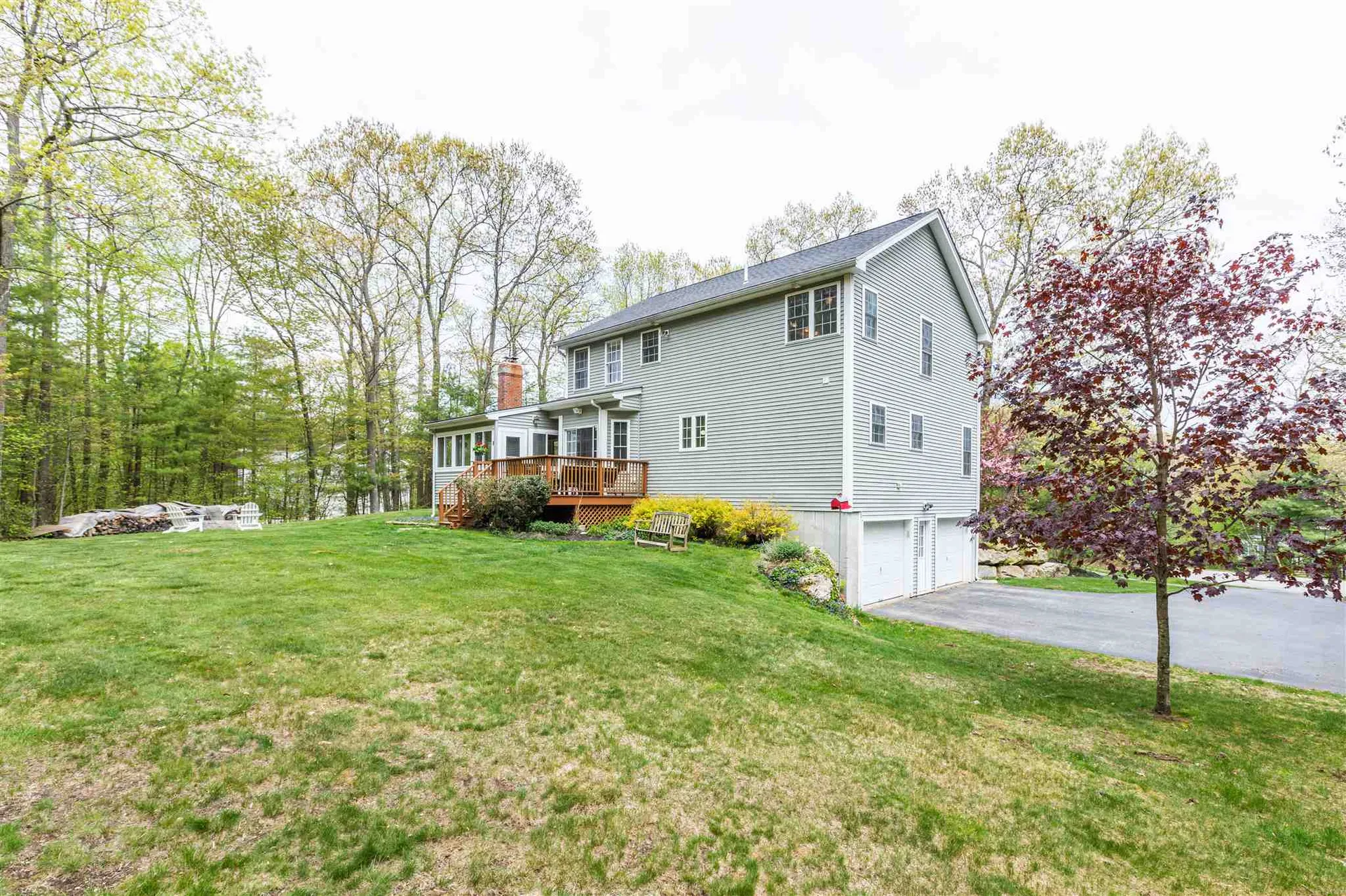 16 Hills Road Hooksett NH 03106