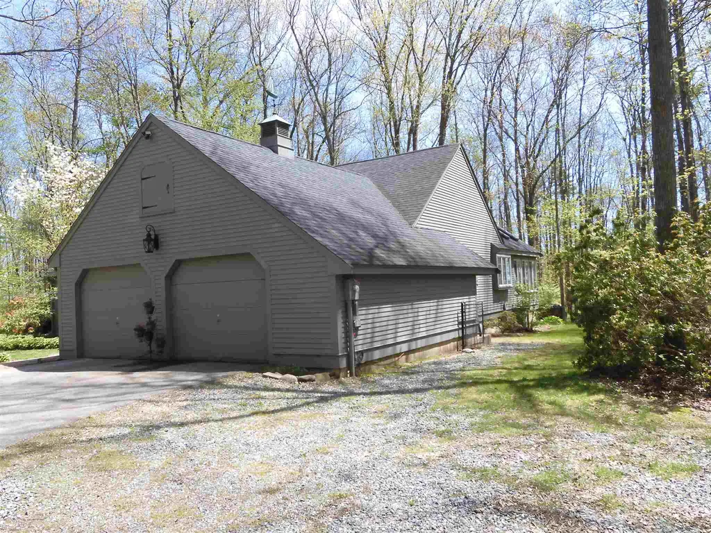 34 Coach Lane Hampton Falls NH 03844