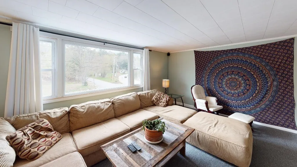 36 Dan Web Road Campton NH 03223
