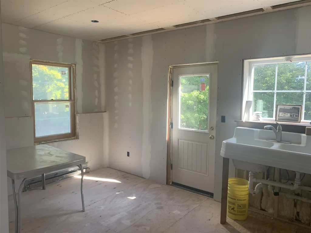 36 Dan Web Road Campton NH 03223